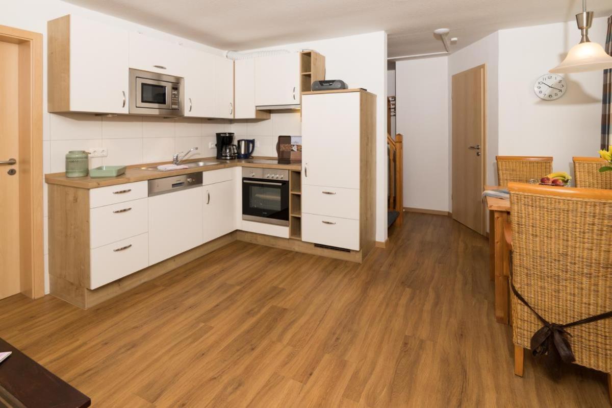 Friesenhof Janssen - Urlaub Auf Dem Bauernhof Apartamento Neuharlingersiel Exterior foto
