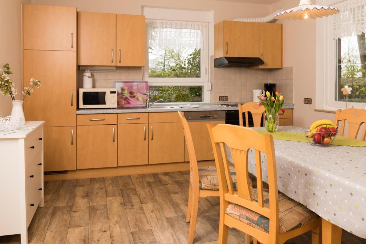 Friesenhof Janssen - Urlaub Auf Dem Bauernhof Apartamento Neuharlingersiel Exterior foto