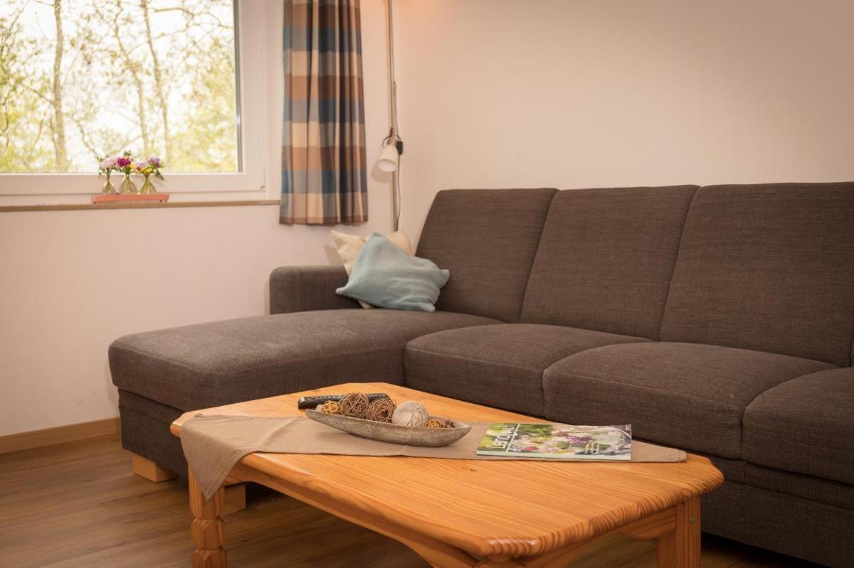 Friesenhof Janssen - Urlaub Auf Dem Bauernhof Apartamento Neuharlingersiel Exterior foto