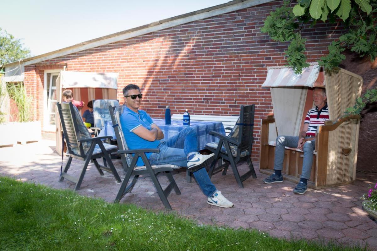 Friesenhof Janssen - Urlaub Auf Dem Bauernhof Apartamento Neuharlingersiel Exterior foto