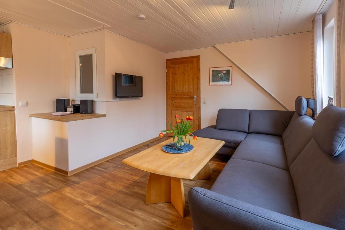 Friesenhof Janssen - Urlaub Auf Dem Bauernhof Apartamento Neuharlingersiel Exterior foto
