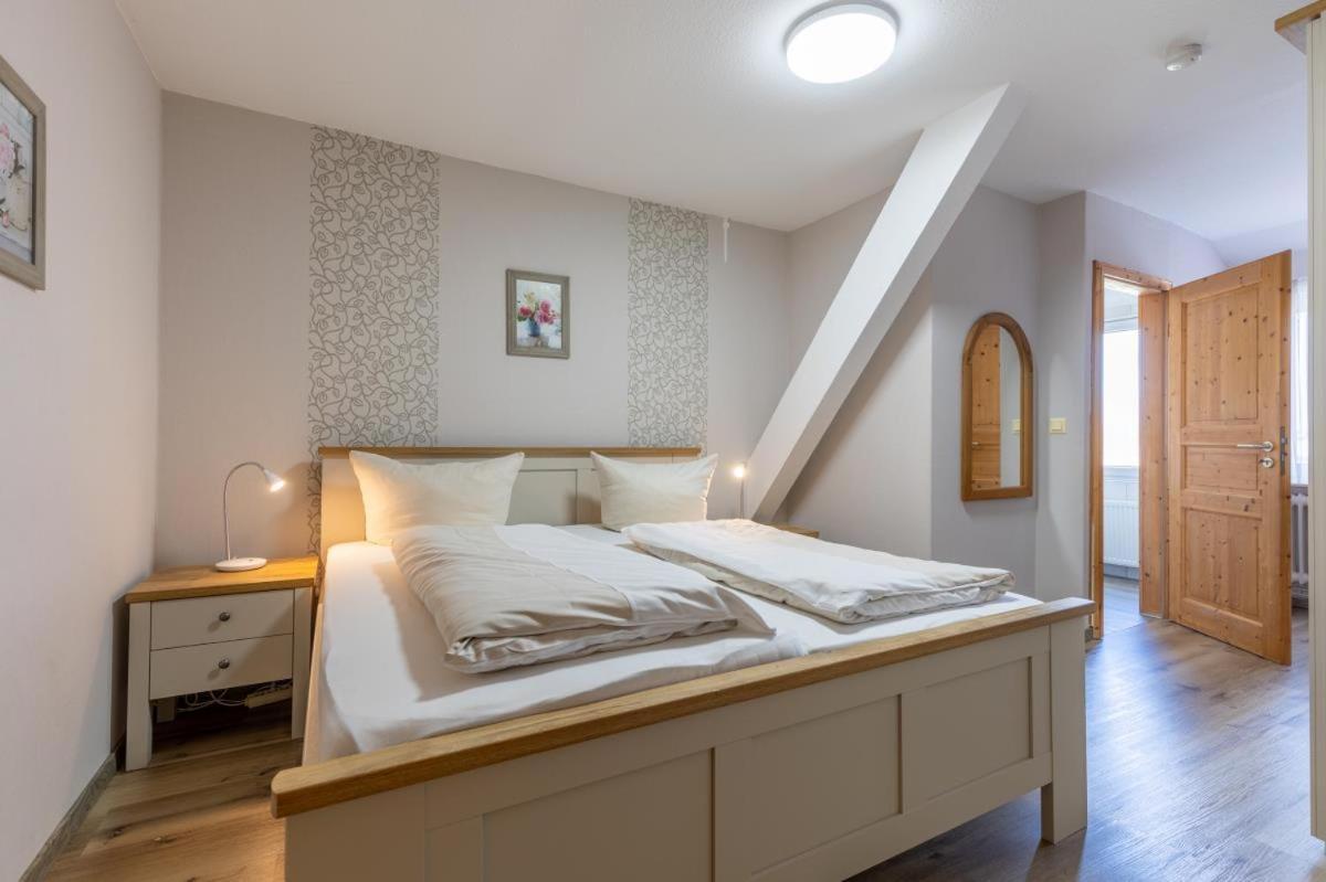 Friesenhof Janssen - Urlaub Auf Dem Bauernhof Apartamento Neuharlingersiel Exterior foto